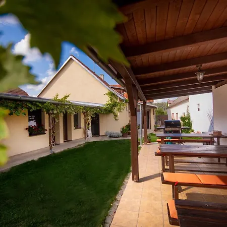 Marhulka 3* Dolni Vestonice